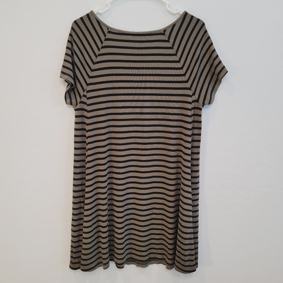 Old Navy Olive Green & Black Short Sleeve Striped Dress Women's Size Large - Picture 4 of 11